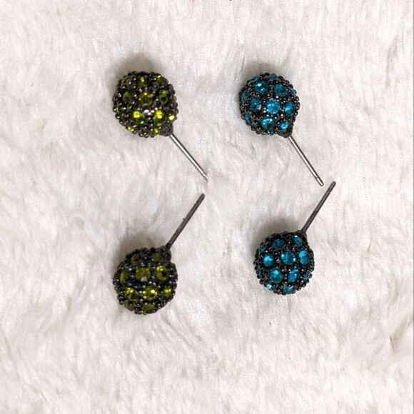 Vintage Sparkly Rhinestone Stud Earrings (2) Pair Green and Teal - Picture 5 of 6